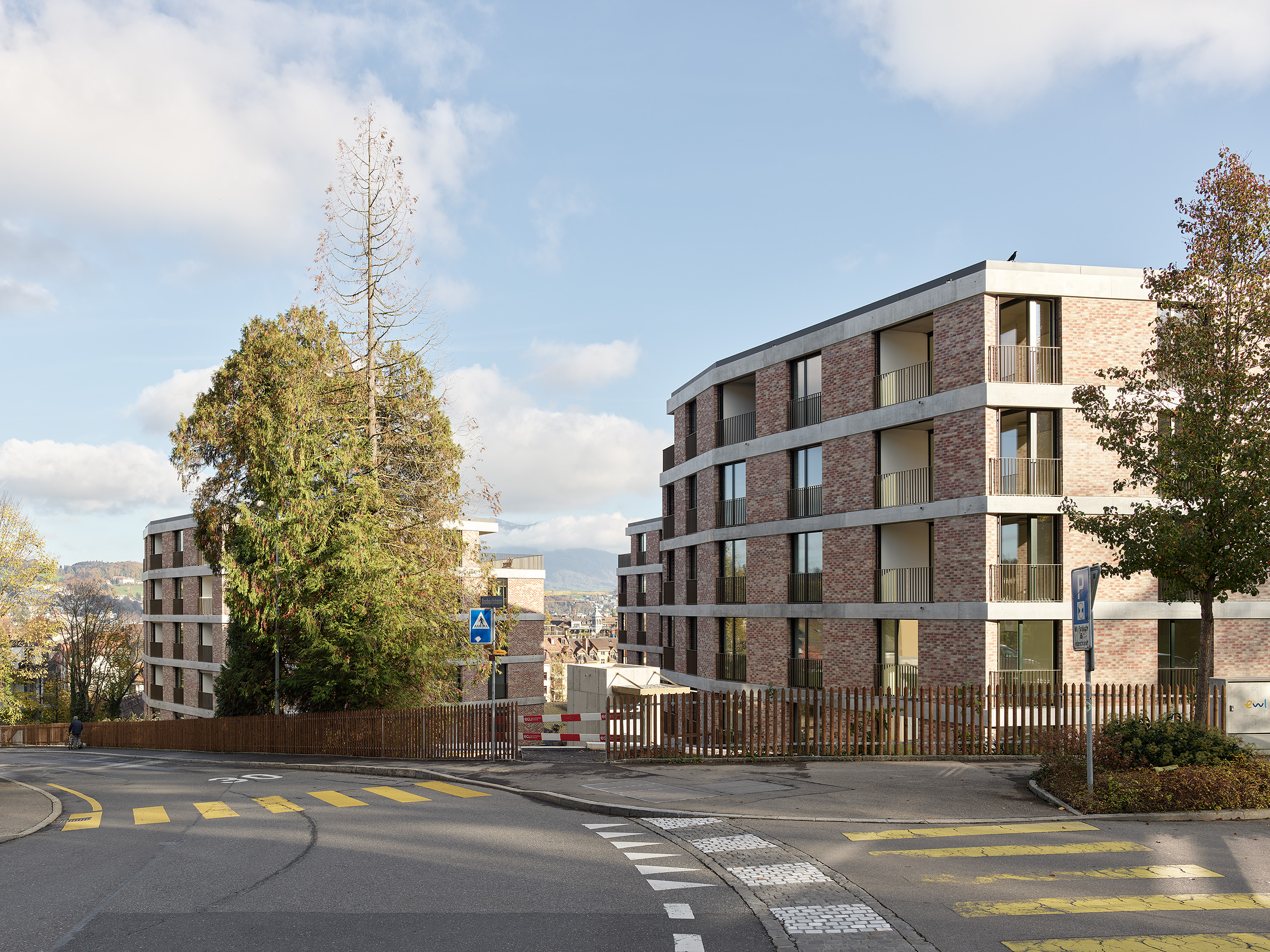 Meletta Strebel Architekten  · Alters- und Pflegewohnungen Elisabethenpark · Luzern · Aufnahmen 10.2022